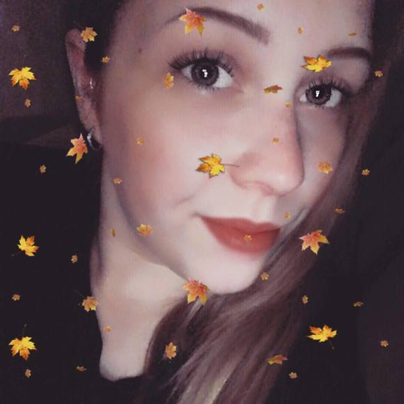 Meet your Posher, Allison - Picture 1 of 1